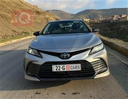 تۆیۆتا کامری